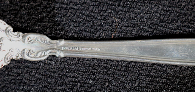 026e - 27 pieces of Gorham sterling flatware, Chantilly pattern