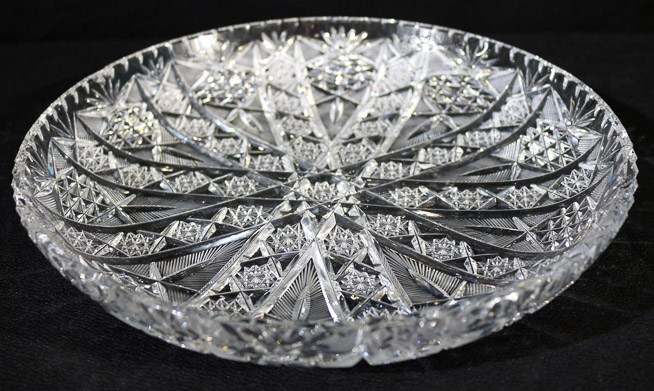 293b - Cut glass tray, 2 in. T, 11.5 in. D.