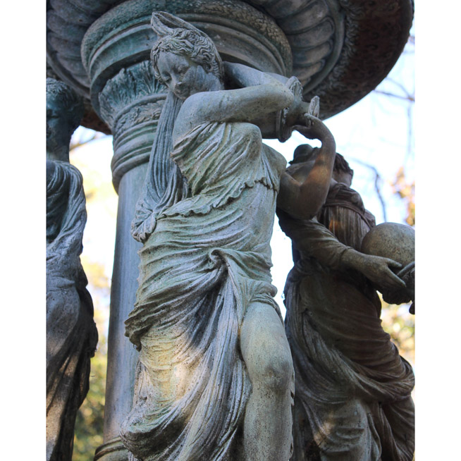 055f - Fantastic bronze garden fountain from New Orleans