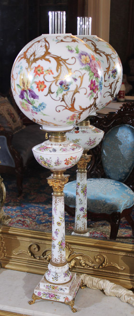 095a - all floral banquet lamp, 39 in. T.