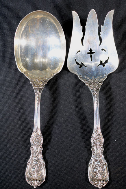 008c - Reed and Barton large serving pieces, Frances 1st