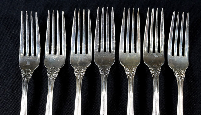 012c - 7 pieces of King Edward Gorham sterling luncheon forks