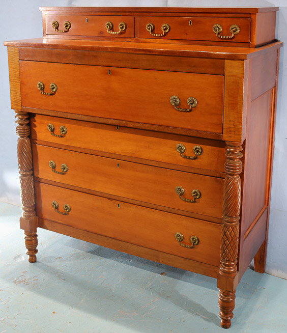 040b - Cherry 6 drawer chest with twisted column front and turned legs, 53 in. T, 47 in W, 22 in. D.