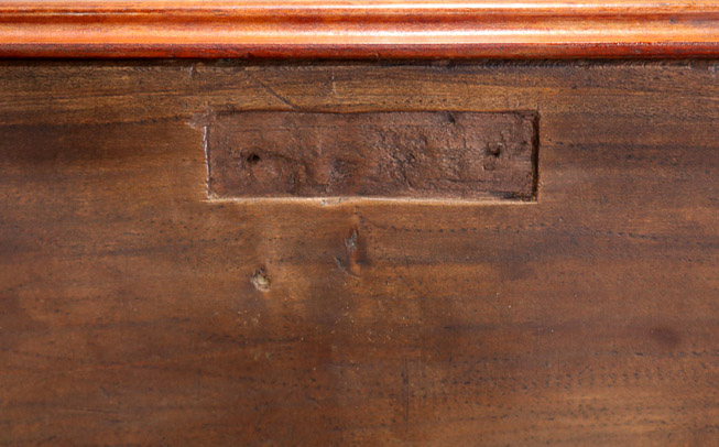 073d - TN cherry sugar chest with both dividers, drawer in the bottom and turned legs, all original, ca. 1820