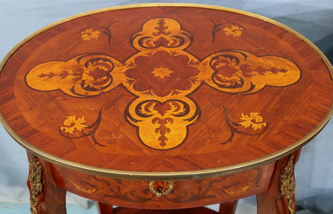 297b - 2 oval inlaid French parlor tables