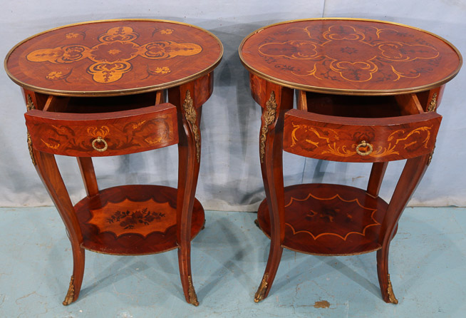 297c - 2 oval inlaid French parlor tables