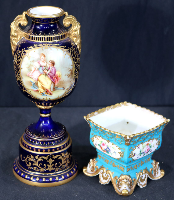 328a - 2 pieces, Royal Vienna vase and Jacob petite