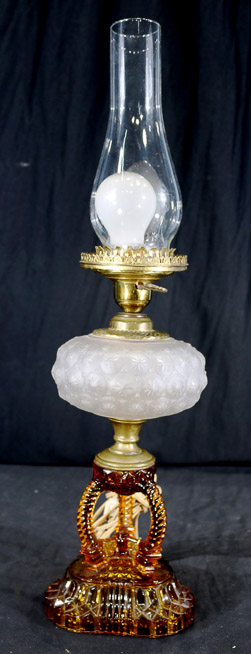 447a - White lamp with amber base, 23 in. T.-6