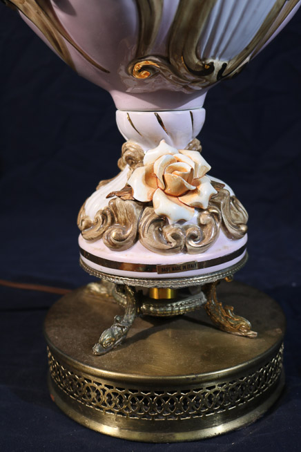 279b - Capodimonte lamp, pink and white, 30 in. T.