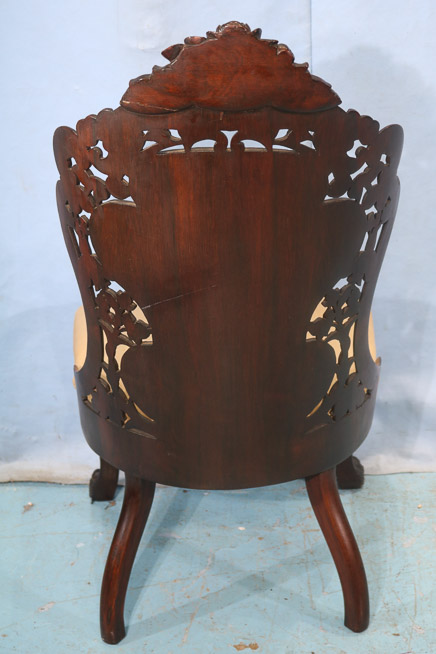 049f - Rosewood laminated Tutt Hill King parlor chair by J. H. Belter, 37 in. T, 19 in. W, 18 in. D.-28