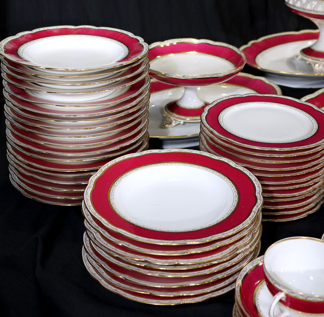 058c - Large 191 piece set of Old Paris dinnerware, deep burgundy and gold with large serving pieces, all in great condition-16