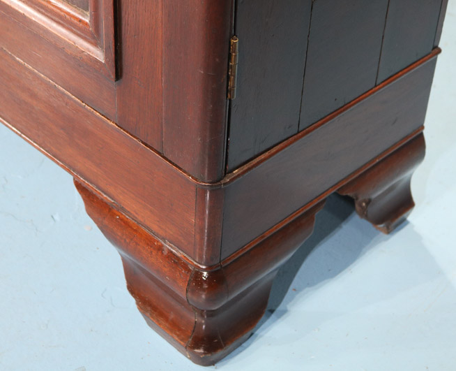 089d - Mahogany empire bookcase with ogee crown and glass panel doors, in good condition, ca. 1850, 93 in. T, 65 in. W, 22 in. D.-16