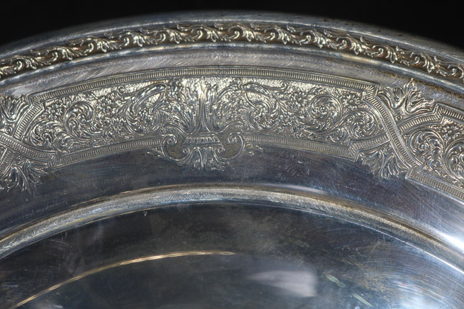 112b - Heavy international silver bowl with no dents, 2 in. T, 10 in. Dia.-28