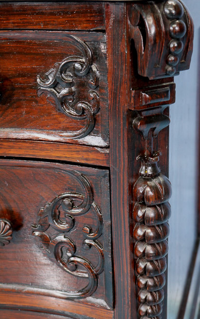 113c - Rosewood rococo marble top wash stand, matches dresser # 72, attrib. to Mitchell and Rammelsberg, 32 in . T, 36 in. W, 74 in. D.-28