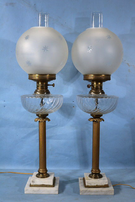 126a - Pair of banquet lamps with brass and marble base, electrified, 27.5 in. T.-28