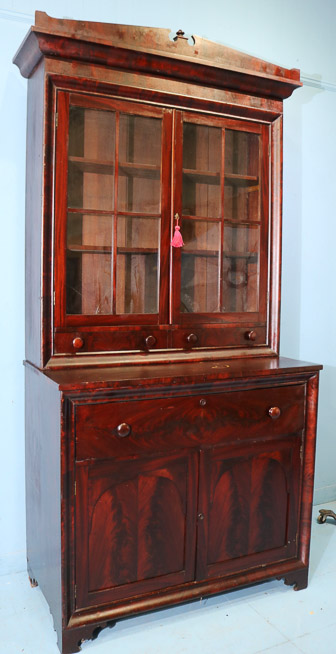 080d - Mahogany Empire butlers secretary