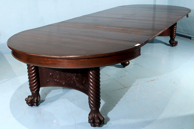 083g - Oak claw foot banquet table with center leg
