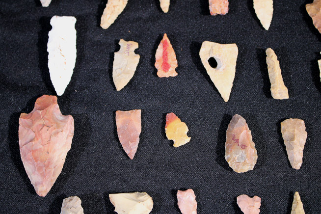339d - 62 Arrow heads found all over MS Delta