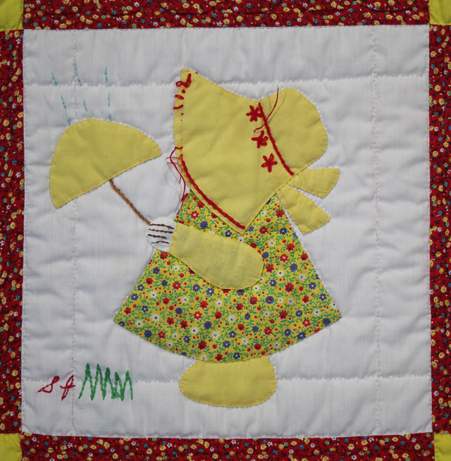 433f - Dutch doll pattern quilt with birth certificate embroidery