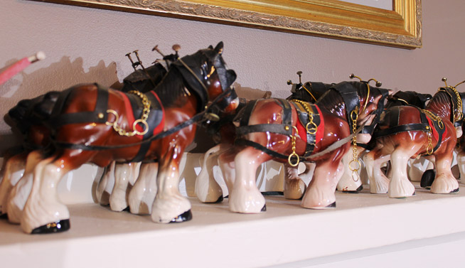 184c - Toy Budweiser Clydesdale wagon with 9 horses