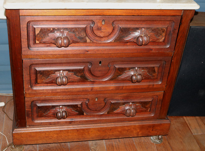 095a - Walnut Victorian bachelors chest with carved  wood pulls, 29 in. T, 30 in. W, 18 in. D.