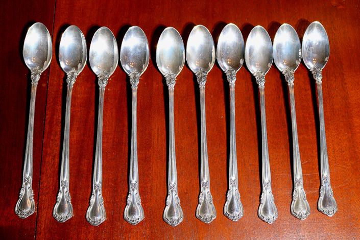 143a - 10 Chantilly Gorham sterling tea spoons