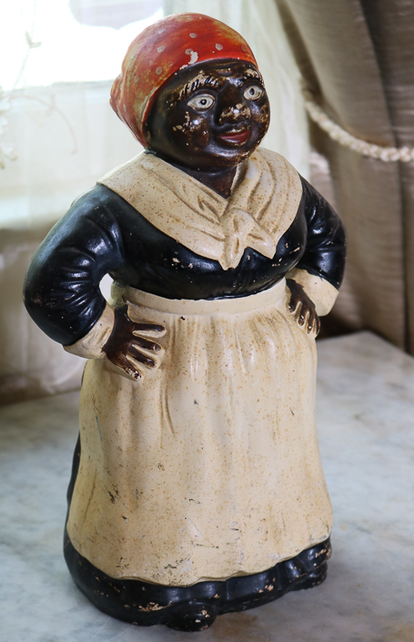 180a - Old Porcelain Aunt Jemima, 11  in. T.