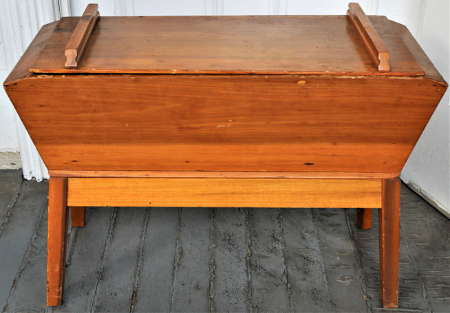 251a - Primitive Pine Dough Box,  24T, 32.5 W, 13D