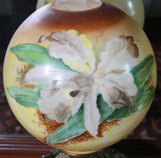 028c - Gone with the wind hand painted lamp with orchids on shade, 30 in. T.
