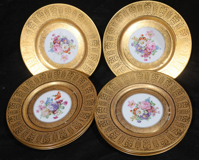 207a - 8 Bavaria hand painted 10.5 in. plates