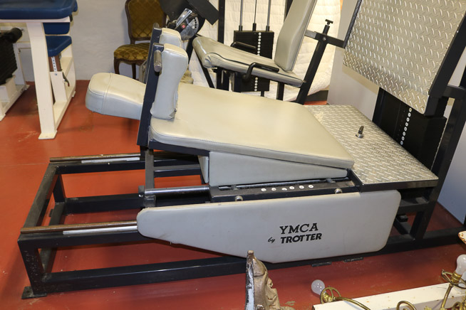 277d - Trotter Leg Press from Dwight's Private Gym