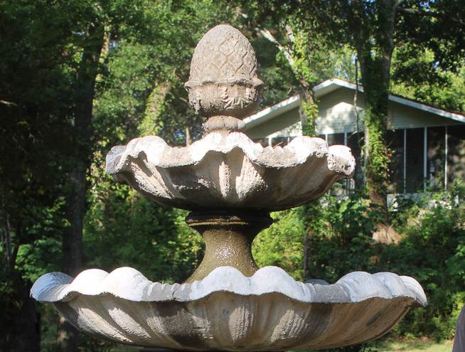 124c - Very heavy large 3 tier concrete fountain