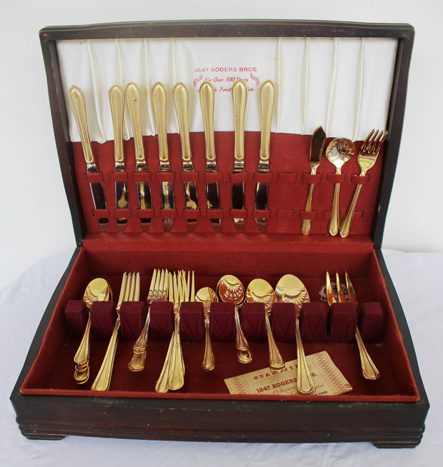 489a - Rogers 8 place setting of gold plated flatware